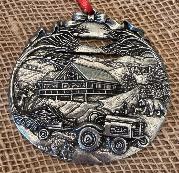 2023 Annual Ornament